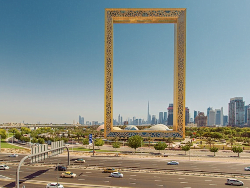 dubai-frame-1