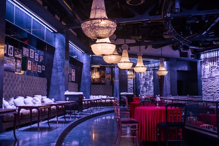 Indoor Nightclubs and Bars